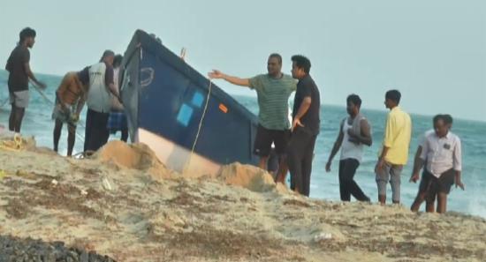 இலங்கையில் இருந்து கடத்தப்பட்ட 5 கிலோகிராம் தங்கக் கட்டிகள் தமிழக சுங்கப் பிரிவினரால் கைப்பற்றப்பட்டது